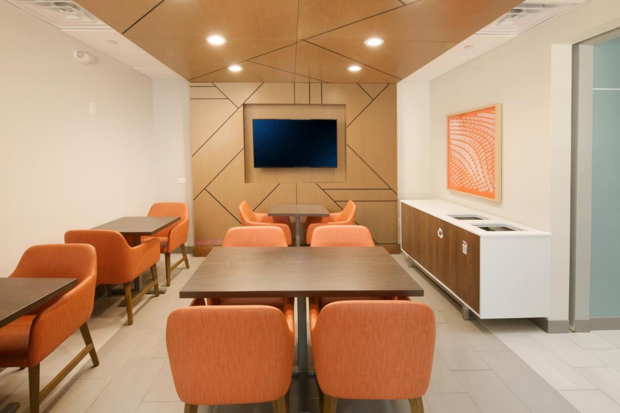 Holiday Inn Express & Suites - Williamstown - Glassboro By Ihg Luaran gambar